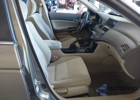 2009 Honda Accord 2.4 Lx-P from USA, damaged, VIN 1HGCP26429A174448